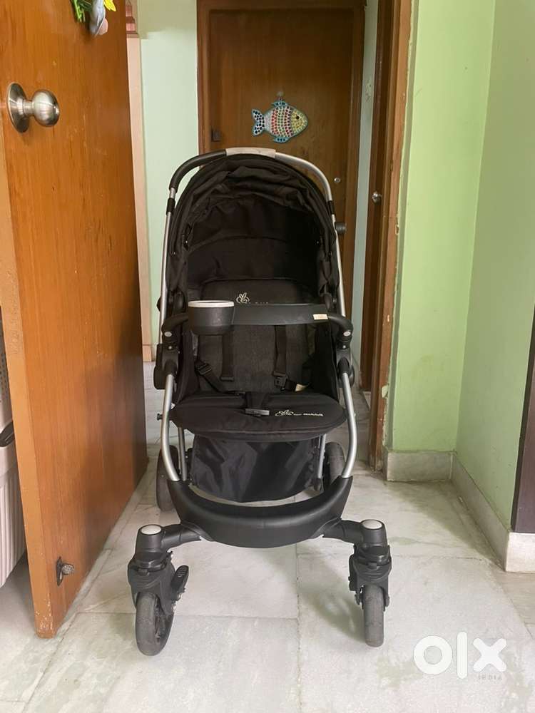 R rabbit baby stroller - hardly used