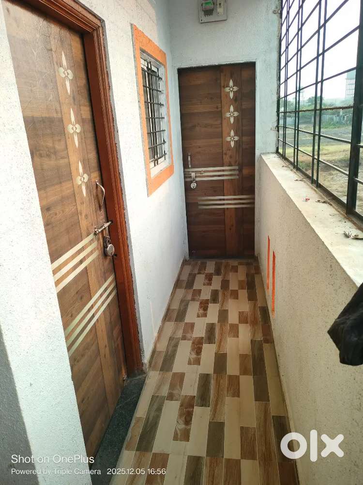 Rent 3200, Advance 3500