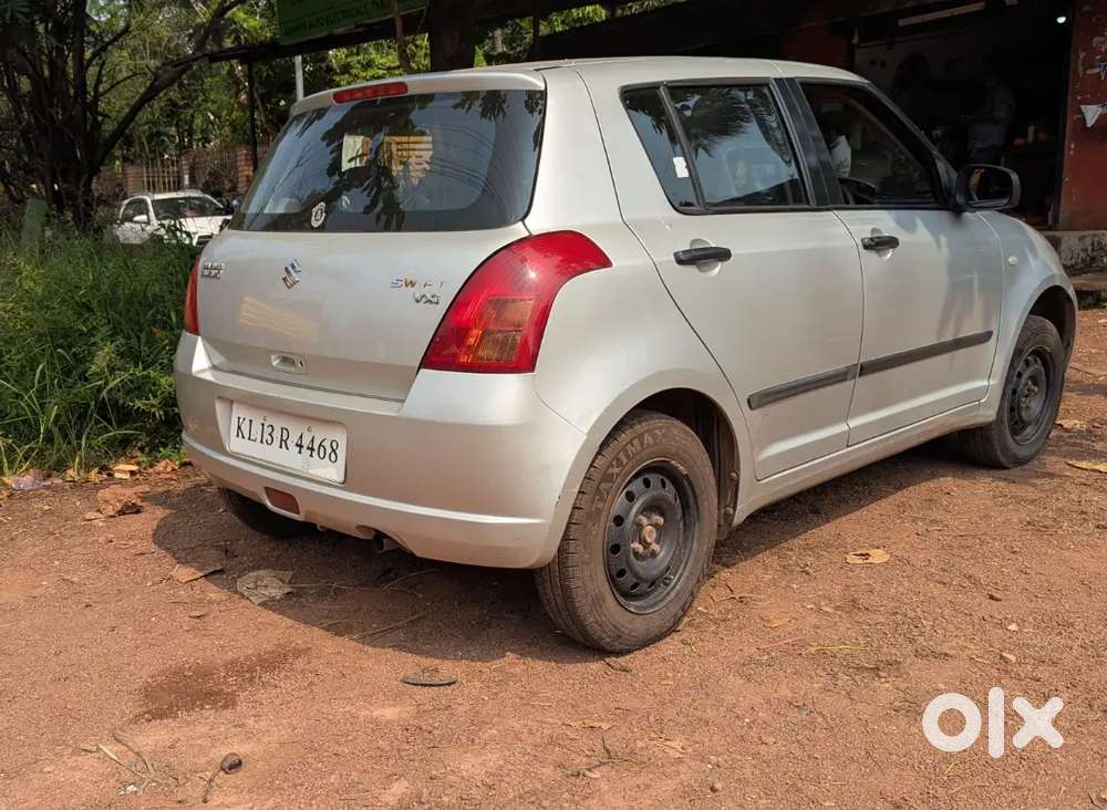 Maruti Suzuki Swift 2007 Petrol 77000 Km Driven