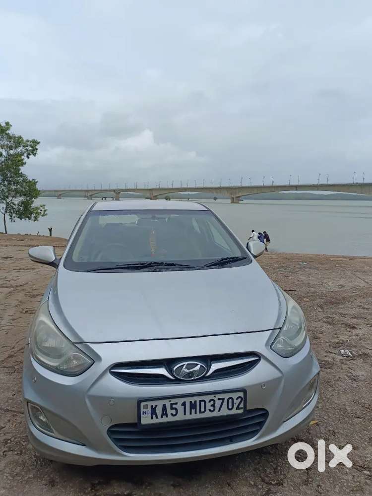 Hyundai Verna 2012 Petrol 146000 Km Driven