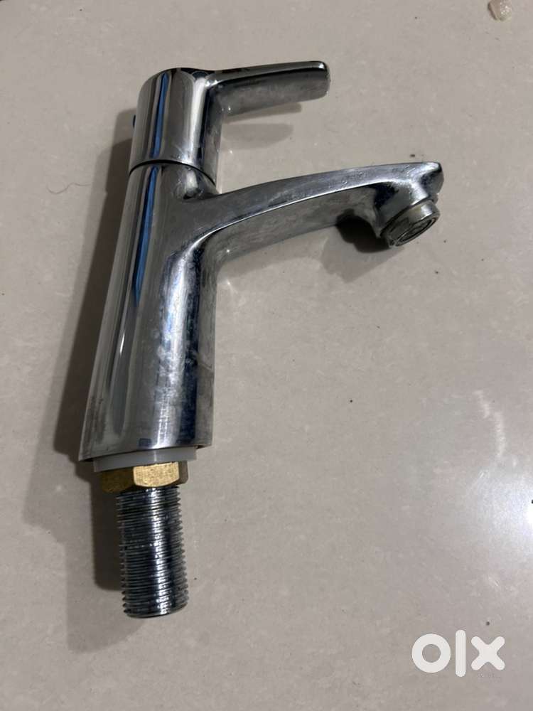 Essco by Jaquar Single Lever Basin Tap