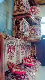 5 seat sofa with cushions and cover