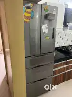 5 door LG fridge