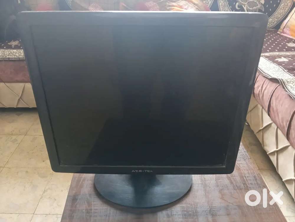 LCD MONITOR