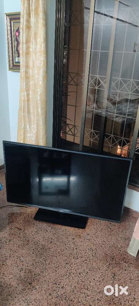 Phillips lcd tv 55