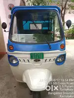 Mahindra treo e rickshaw