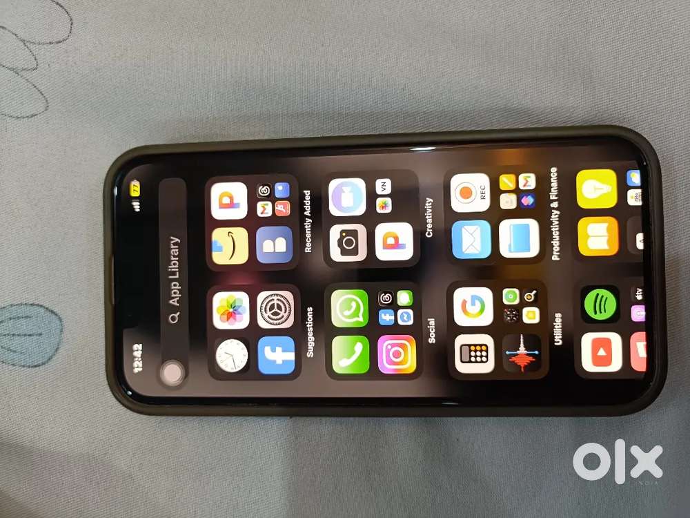 13 128 GB, Brand new condition October 2024
