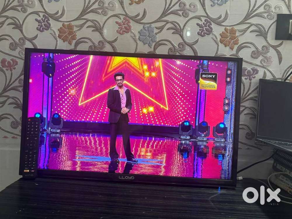 LLYOD 80cm HD QLED Smart WebOS TV A+ Grade Panel gl32h4a3bd