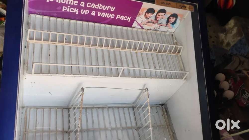 33 Liters Display cooler good working condition