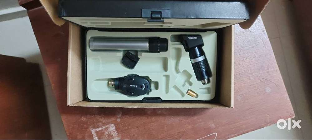 KEELER OPHTHALMOSCOPE WITH RETINOSCOPE