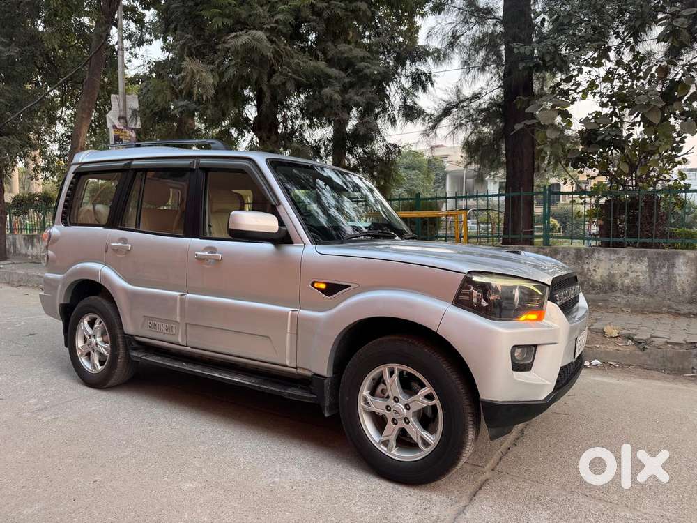 Mahindra Scorpio S10, 2017, Diesel
