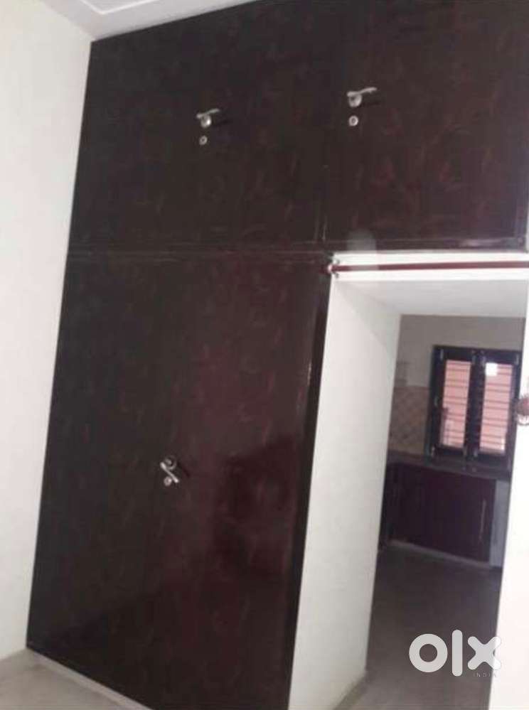 Sector4, 1 bedroom set with bed attach kitchen washroom almirah store
