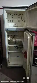 Whirlpool Refrigerator 310 Ltr