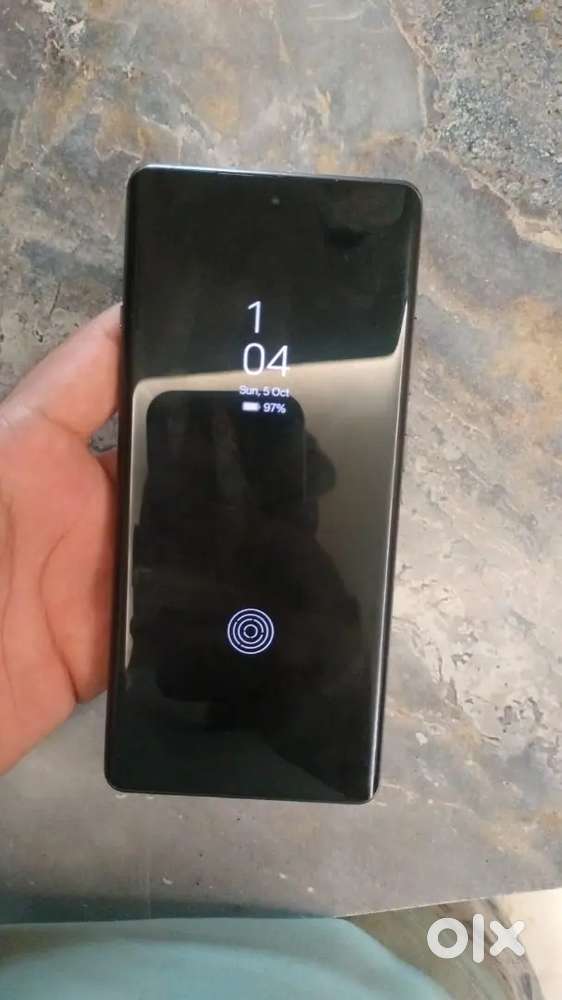 One plus 12r 1 year used 8gb 256gb