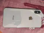 iPhone xs gold colour