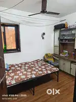 Sharing rent for 2000 per person .and single for 4000 .deposite 3k.