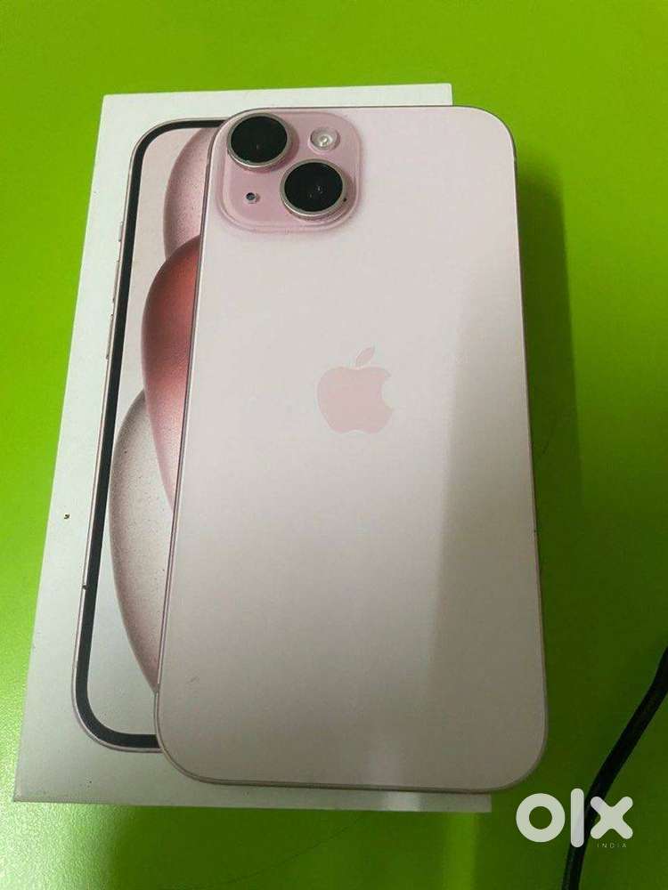 Selling Brand New 15 Good Condition,97% Battery ,Variant 128GB.  Warra