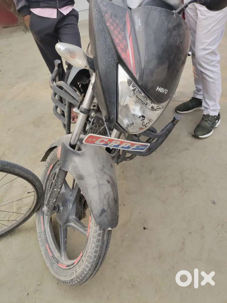 Glamour bike red Good in Condition