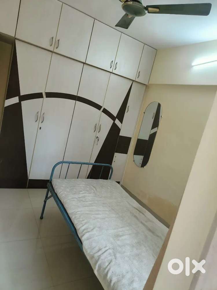 Need a flat mate- 1 bedroom vancant