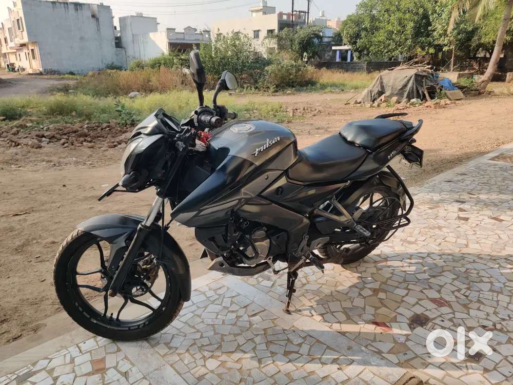 Pulser 160NS (selling price is negotiable)