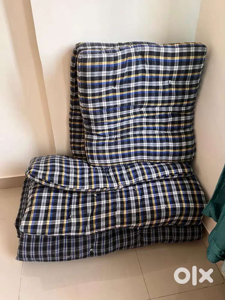 1 cotton mattress in very good condition with 1 extra large pillow.