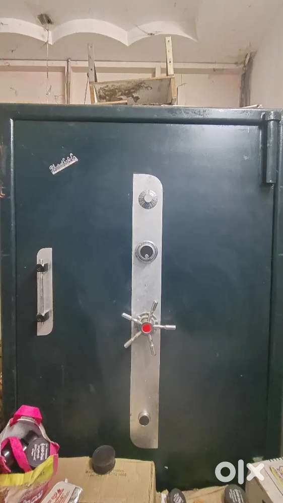 Safe Locker