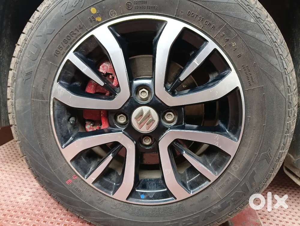 Maruti suquki OEM 14 INCH Alloys with tyres