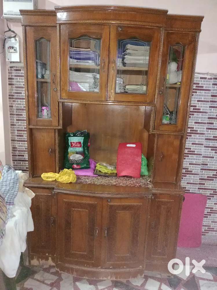 Almirah wooden