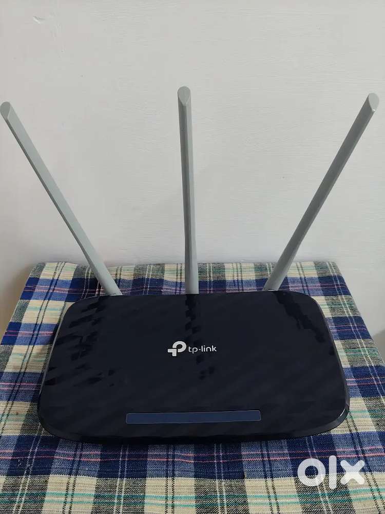 TPLINK ARCHER C20 WiFi Router (750 Mbps 5GHz, 2.4GHz, Dual Band)