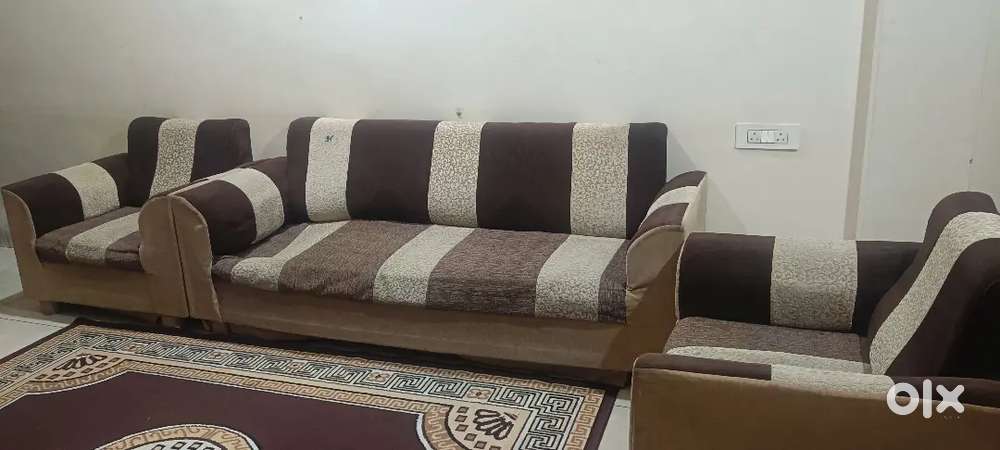 Old Sofa set for sell 3+1+1