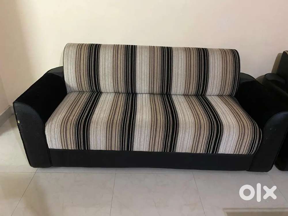 Damro Sofa