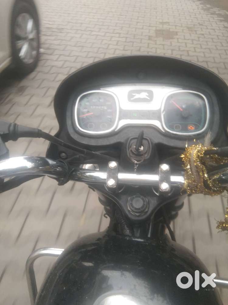 Urgently Sale TVS Radeon black colour