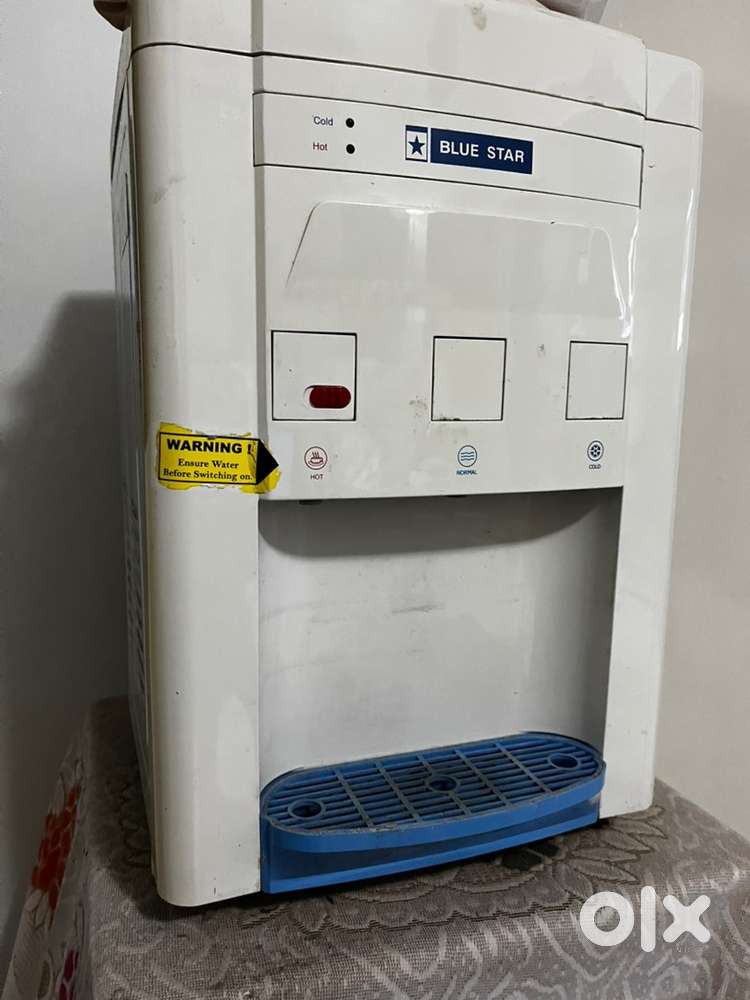 Bubble top water cooler and heater