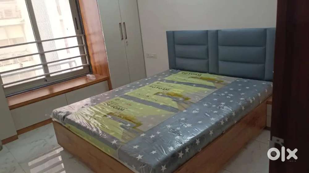 Law Garden 2BHK Semi Furnished Flat For Rent In Law Garden