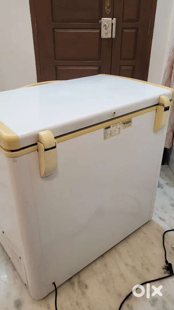 Deepfreezer - bluestar (2012)