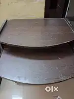 Computer table