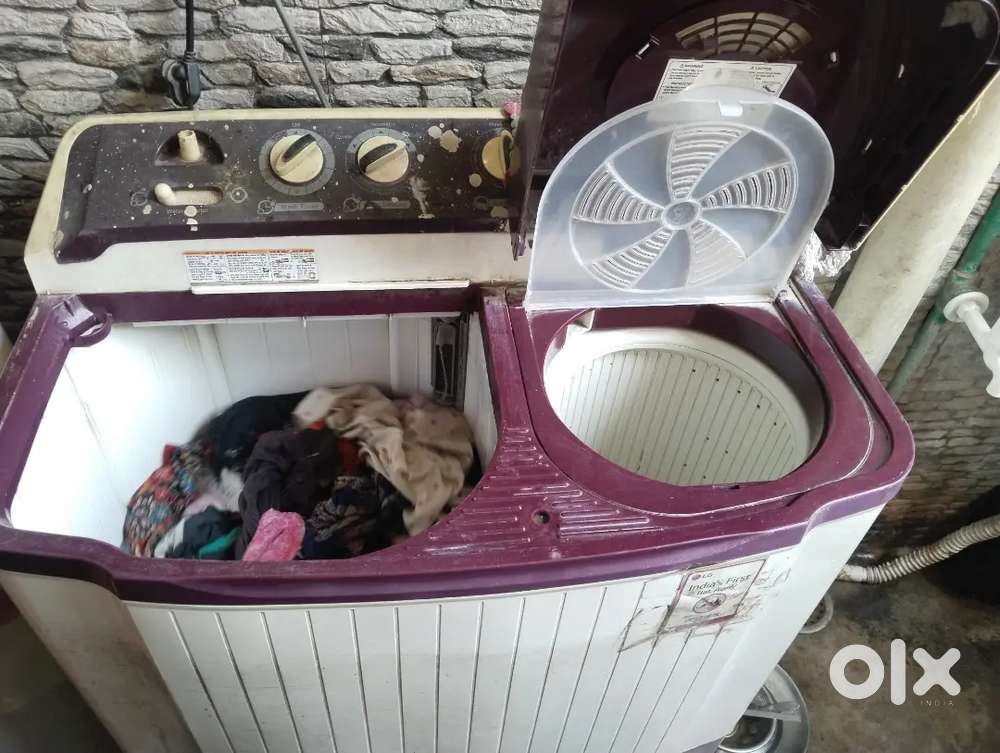 Lg first rat away 8 liter semi automatic washing machine
