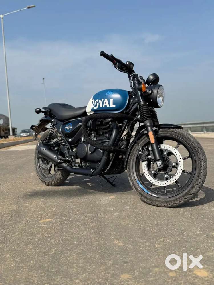 Royal Enfield Hunter 350 Rebel Blue