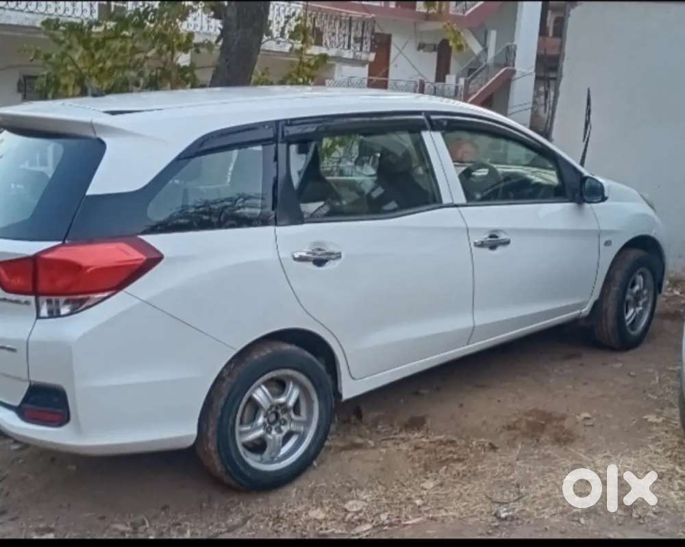 Honda Mobilio 2016 Diesel Well Maintained