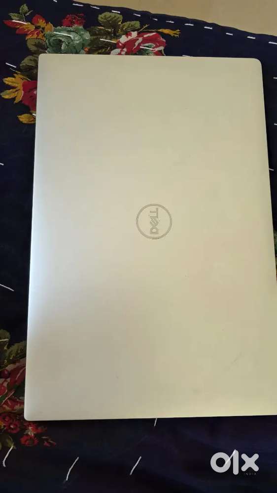 16 inch touch screen, 1tb ssd, 32 gb ram, 32gb graphic card, Dell lapy