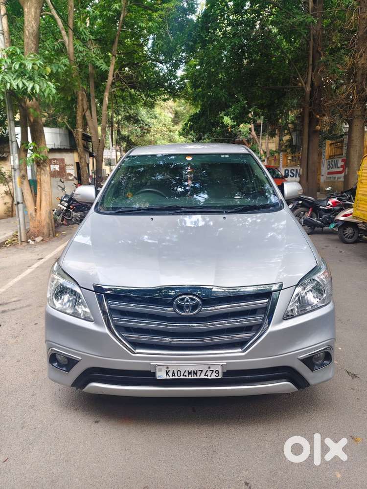 Toyota Innova 2.5 V 7 STR, 2014, Diesel