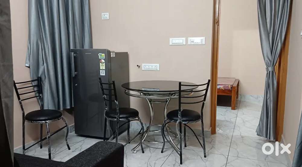1 BHK FURNISHED FAMILY OR BACHELOR