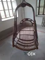 বেতের দোলনা