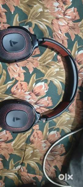 Wireless headphones