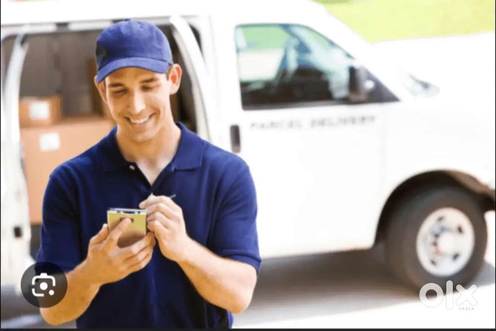 Hub Wearhouse Van helper