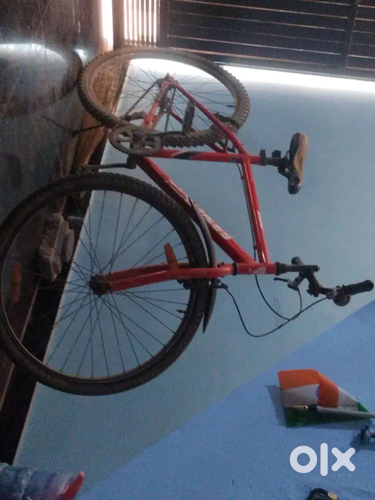 That's my hercules Bye cycle is red colour