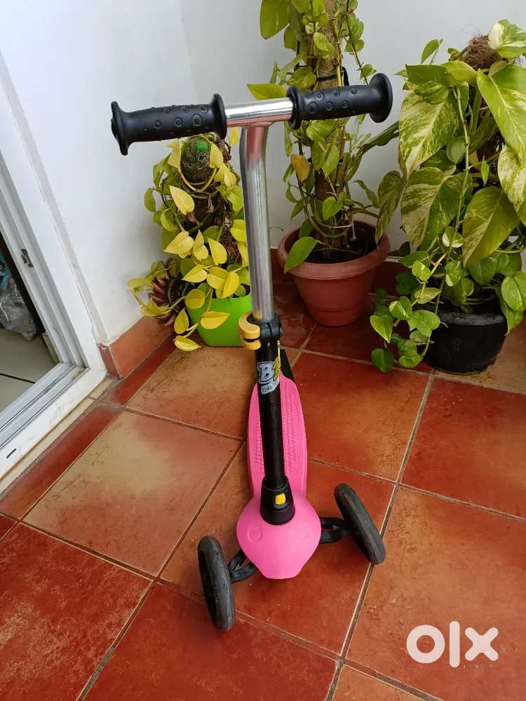 Kids scooter