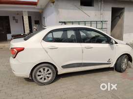 Hyundai Xcent 2014 Petrol 49000 Km Driven.