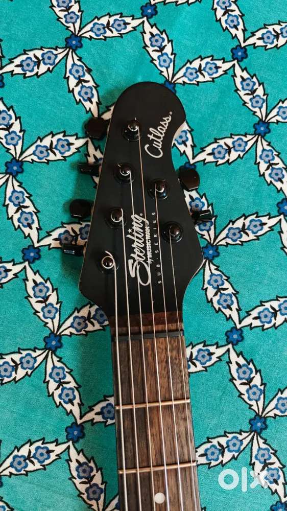 Musicman sterling ct30 HSS (fender ibanez  cort electric guitar amp