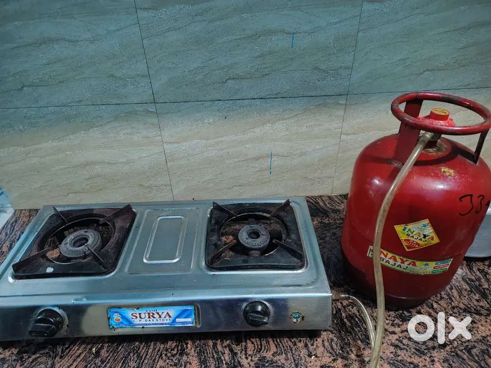 Double Gas stove & Cylinger 5 kg both working conditions